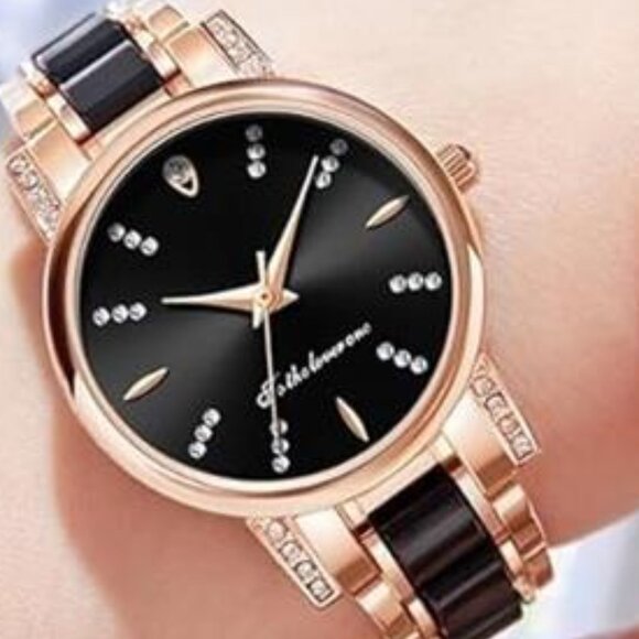 Women\'s Luxury Casual Black/Gold Watch